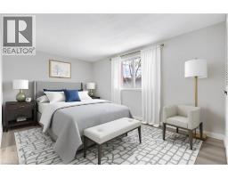 111 MANOR Drive - 32