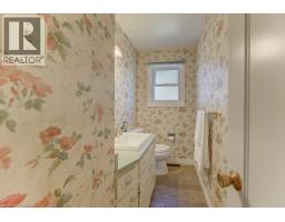 128 DALEWOOD Drive - 24