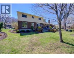 128 DALEWOOD Drive - 44