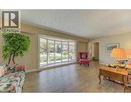 128 DALEWOOD Drive - 8