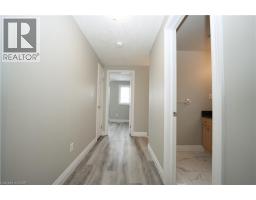 11 LEMONBALM Street - 25