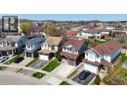 11 LEMONBALM Street - 35