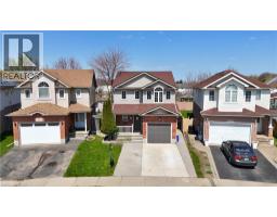 11 LEMONBALM Street - 37