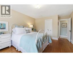 122 DUNBAR Road S - 16