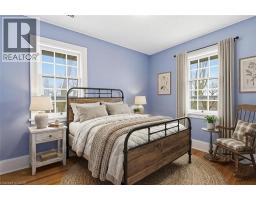 122 DUNBAR Road S - 17