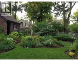 122 DUNBAR Road S - 25