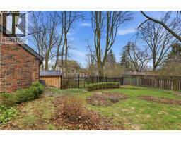 122 DUNBAR Road S - 27