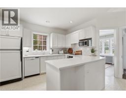 122 DUNBAR Road S - 9