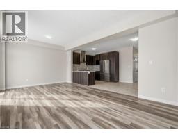 120 LINKS Crescent - 12