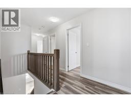 120 LINKS Crescent - 15