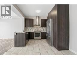 120 LINKS Crescent - 9