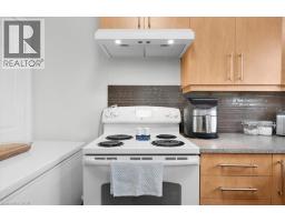 26 WILTSHIRE Drive - 12