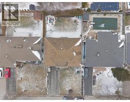 26 WILTSHIRE Drive - 40