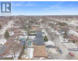 26 WILTSHIRE Drive - 42