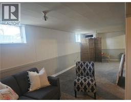 2340 WILSON Street W - 18