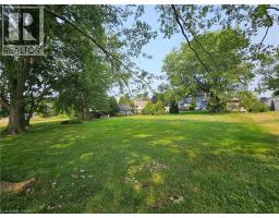 2340 WILSON Street W - 32