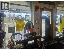 2340 WILSON Street W - 7