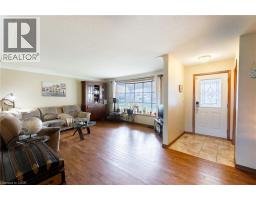 51 WELLINGTON Street - 10