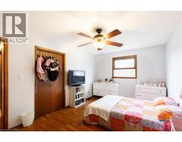 51 WELLINGTON Street - 21