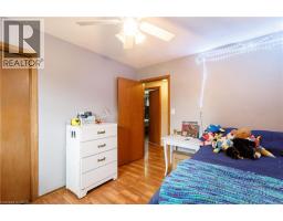 51 WELLINGTON Street - 24