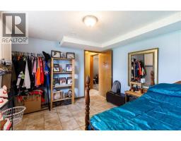 51 WELLINGTON Street - 27