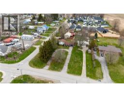 51 WELLINGTON Street - 42