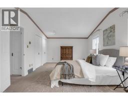 318 BURNETT Avenue - 20