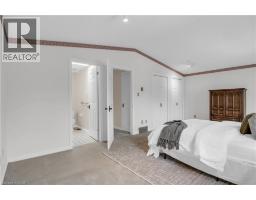 318 BURNETT Avenue - 21