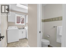 318 BURNETT Avenue - 29