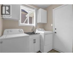 318 BURNETT Avenue - 30