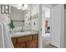 318 BURNETT Avenue - 31