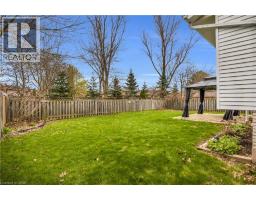 318 BURNETT Avenue - 32