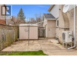 318 BURNETT Avenue - 34