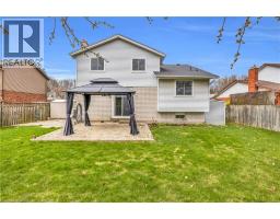 318 BURNETT Avenue - 38