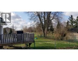 36 JOHN Street W - 11