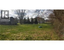 36 JOHN Street W - 15