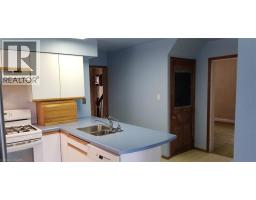 36 JOHN Street W - 20