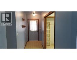 36 JOHN Street W - 29