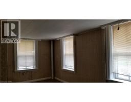 36 JOHN Street W - 34