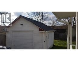 36 JOHN Street W - 5