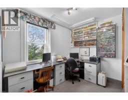 8011 LEEMING Road - 12