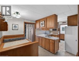 8011 LEEMING Road - 16