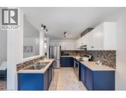 10 LIDDYCOAT Lane UnitNo. 4 - 15