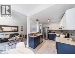 10 LIDDYCOAT Lane UnitNo. 4 - 16