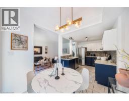 10 LIDDYCOAT Lane UnitNo. 4 - 21