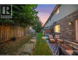 10 LIDDYCOAT Lane UnitNo. 4 - 43