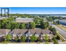 10 LIDDYCOAT Lane UnitNo. 4 - 45