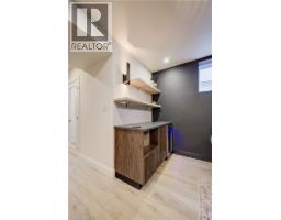 69 THEODORE SCHULER Boulevard - 25