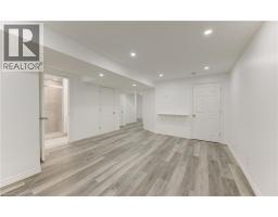 51 CAMROSE Court - 32