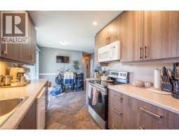 211 DIXON Street - 18